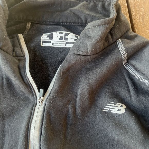 New Balance NB Lightning Dry Black Mens Quarter 1/4 Zip Lined Pullover Large L - Picture 3 of 6